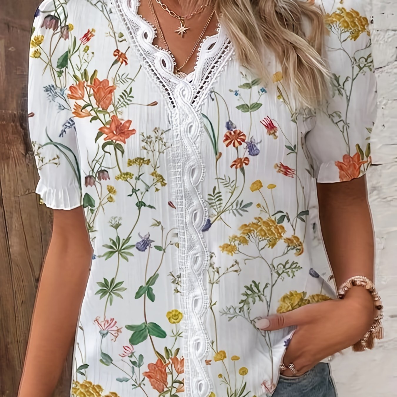 dunnmall  Floral Print Contrast Lace Blouse, Casual V Neck Short Sleeve Summer Blouse, Women's Clothing