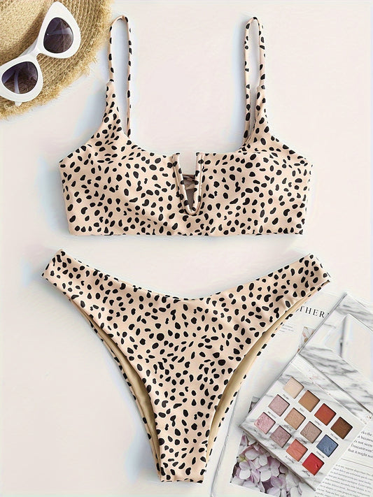 Vibrant Dots Print High Cut Bikini Set - Adjustable Straps, Sexy V Neckline, Two-Piece Swimsuit, Beachwear, Poolside Fashion, Comfortable Fit, Summer Bathing Suit for Women