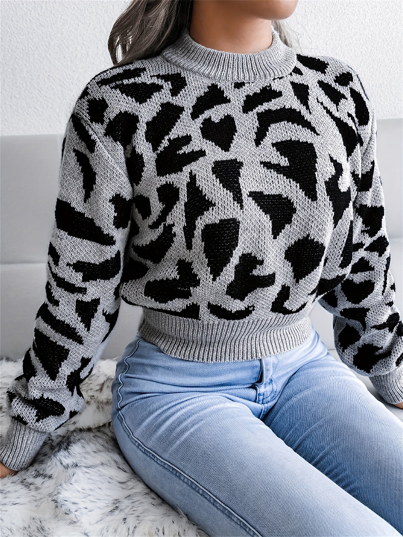 dunnmall  Leopard Print Crop Sweater, Casual Crew Neck Long Sleeve Sweater, Casual Tops For Fall & Winter, Women's Clothing