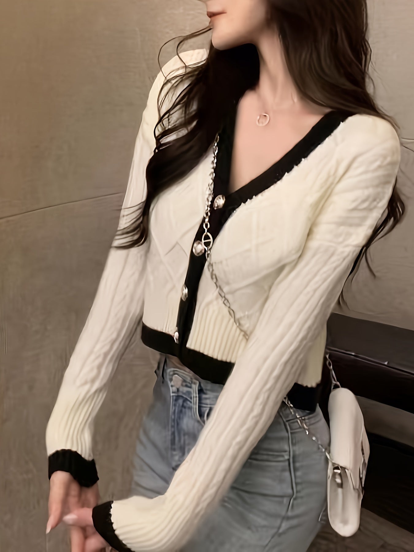 Women's Elegant V-Neck Cardigan with Stylish Contrast Trim – Cozy, Micro-Elastic Knit for Fall/Winter Chic