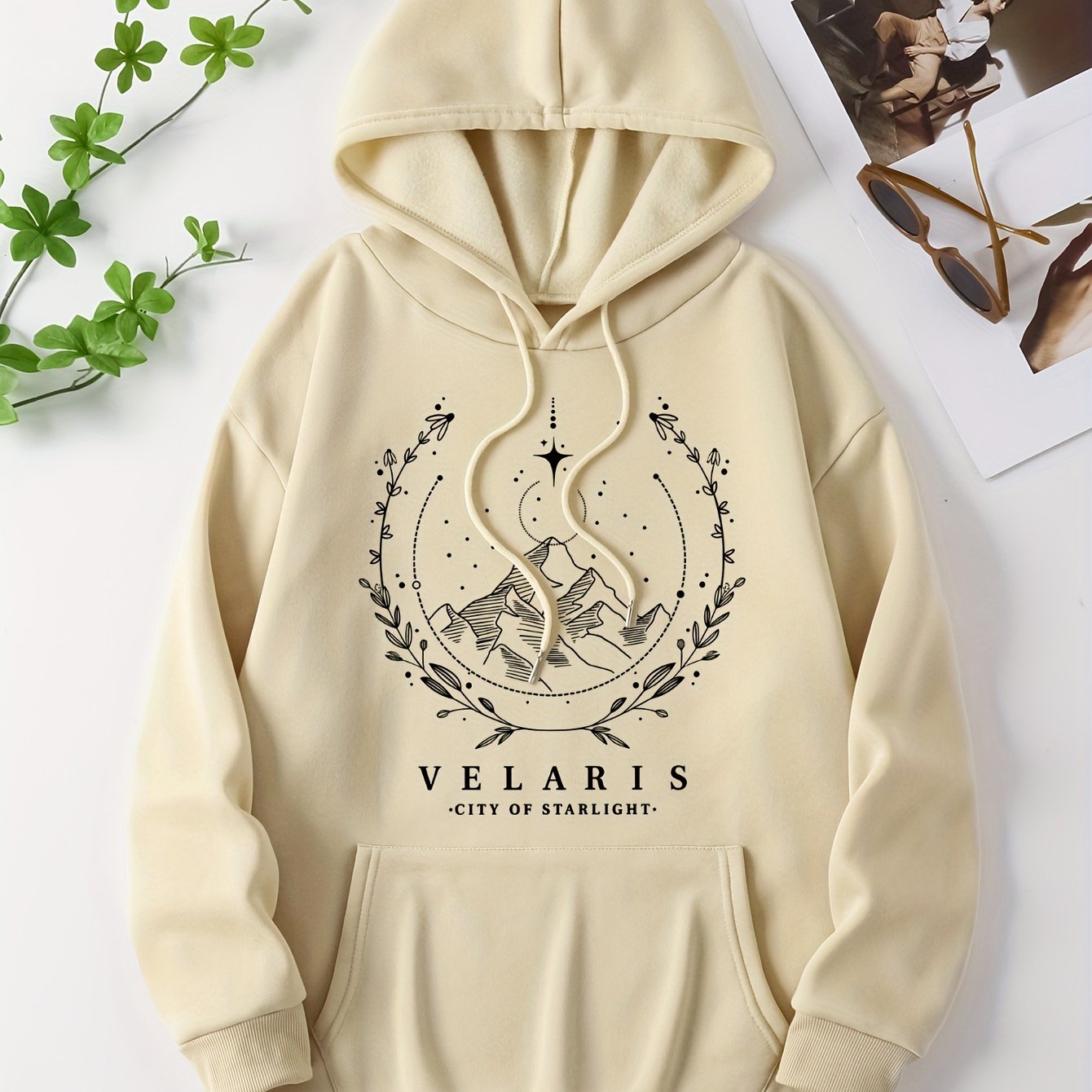 Winter Warmth & Starry Style: Cozy Casual Women's Hoodie with Convenient Kangaroo Pocket, Long Sleeves, and Durable Stretch Fabric