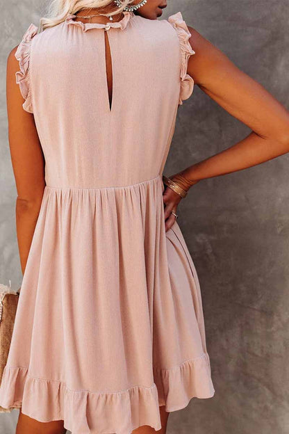 Dunnmall Solid Color Ruffled Waist Mini Dress